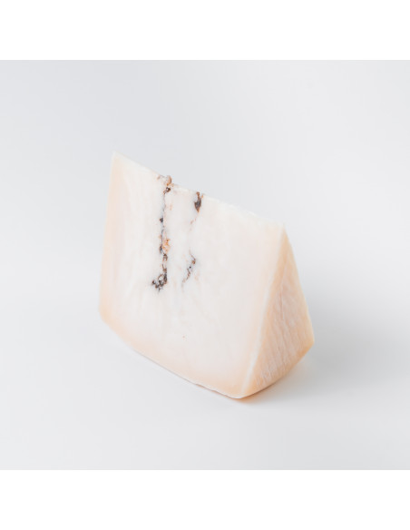 Queso de oveja al tartufo Hontanar